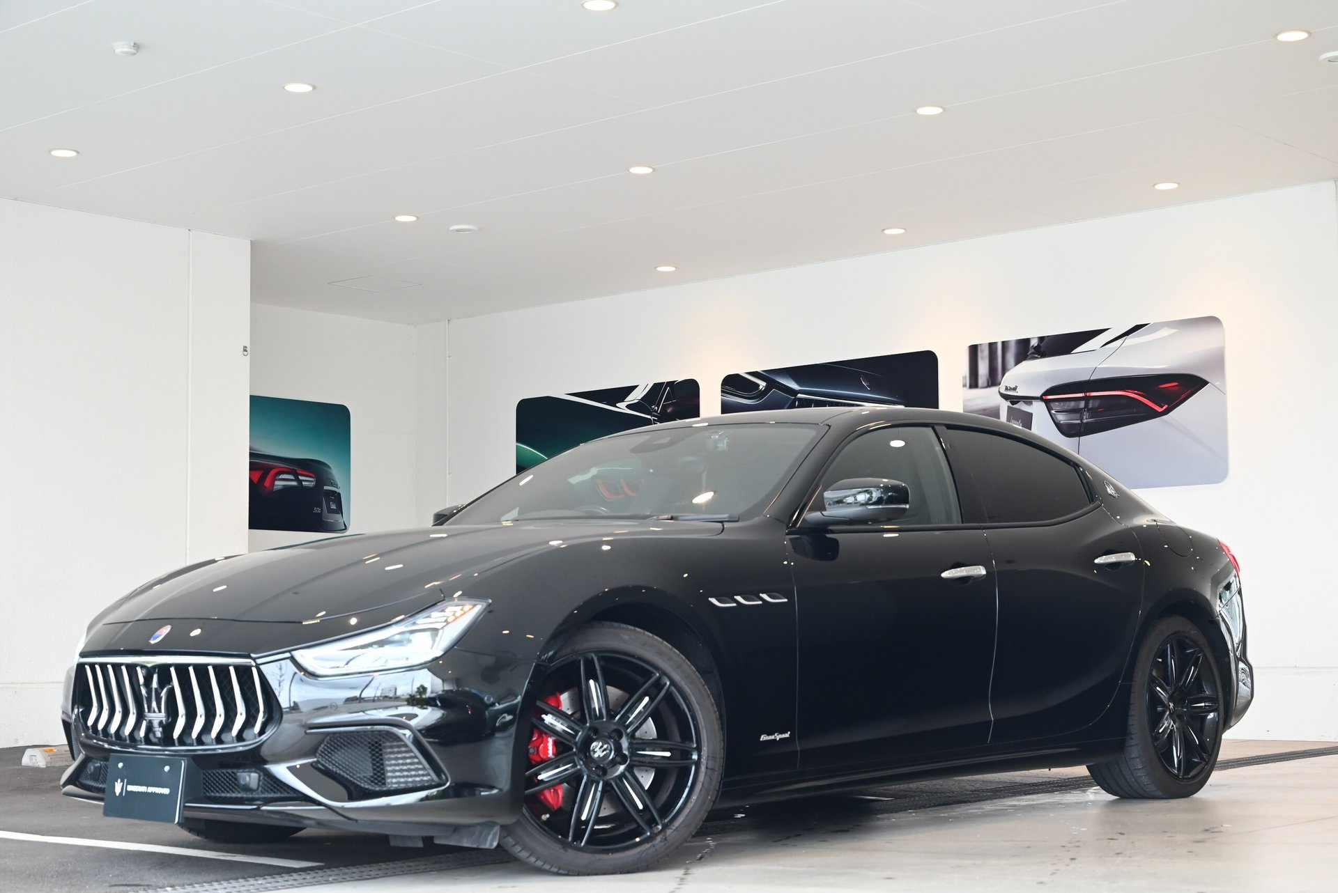 MASERATI GHIBLI - View 1