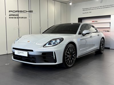 2025 Porsche PANAMERA — фото 1