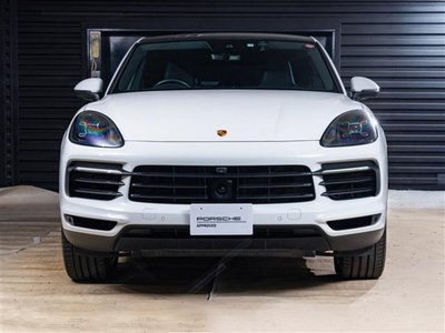 PORSCHE CAYENNE - 4