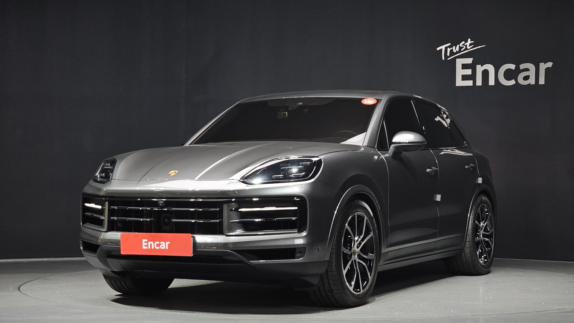 PORSCHE CAYENNE - View 1