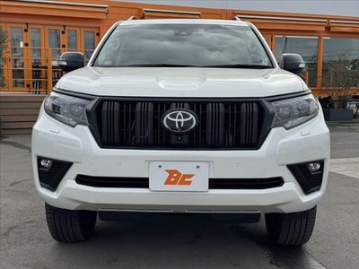 TOYOTA LAND CRUISER PRADO - 9