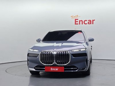 2023 BMW 7 SERIES — фото 2