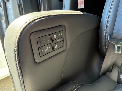 2025 Toyota ALPHARD 缩略图 18