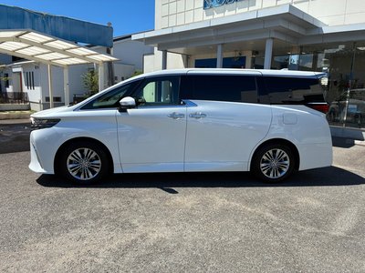 2025 Toyota ALPHARD 照片 2
