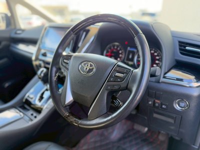TOYOTA ALPHARD - 8