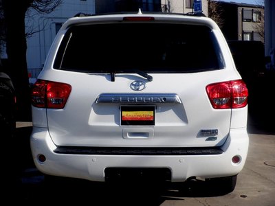 TOYOTA SEQUOIA - 4