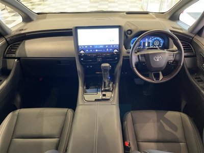 TOYOTA ALPHARD - 2
