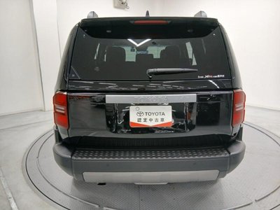 صورة 6 لـ 2024 Toyota LAND CRUISER 250