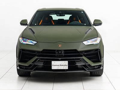 LAMBORGHINI URUS - 5
