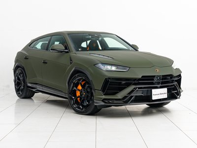 LAMBORGHINI URUS - 6