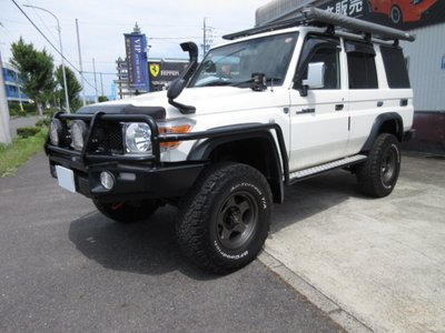 2015 Toyota LAND CRUISER 70 photo 5