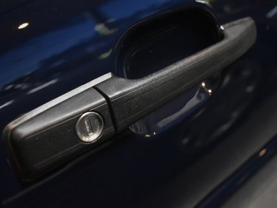 MERCEDES-BENZ SL - 10