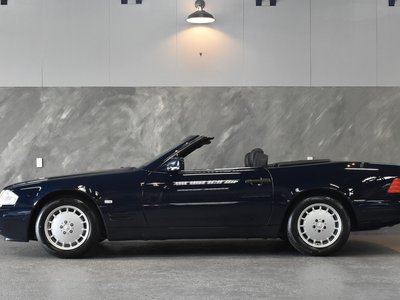 MERCEDES-BENZ SL - 2