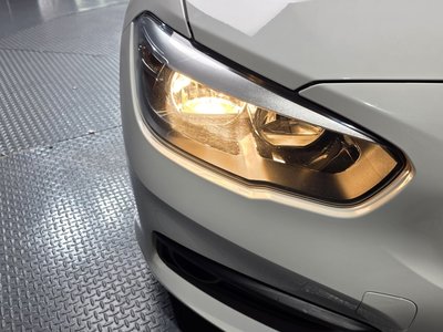 2018 BMW 1 SERIES photo 9