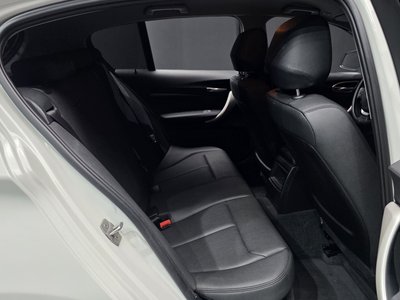 2018 BMW 1 SERIES thumbnail 18