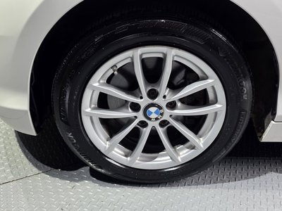 2018 BMW 1 SERIES photo 6