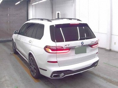 2024 BMW X7 photo 1