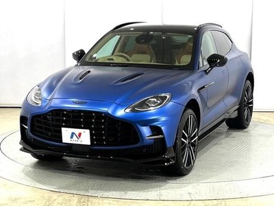 ASTON MARTIN DBX - 8