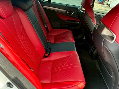 صورة مصغرة 39 لـ 2016 Lexus GS F
