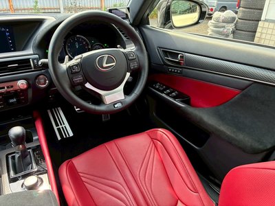 صورة مصغرة 13 لـ 2016 Lexus GS F