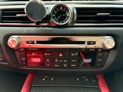 صورة مصغرة 28 لـ 2016 Lexus GS F