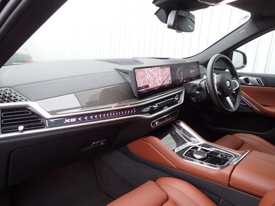 2025 BMW X6 缩略图 31