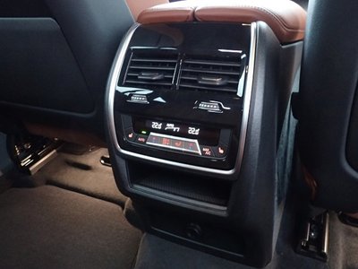 2025 BMW X6 缩略图 25
