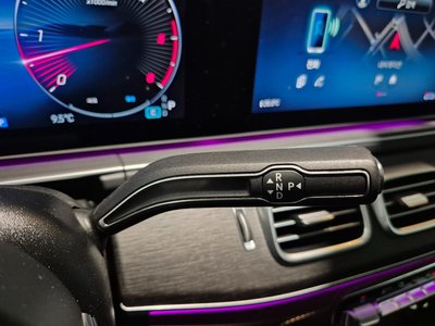 MERCEDES-BENZ GLS - 9