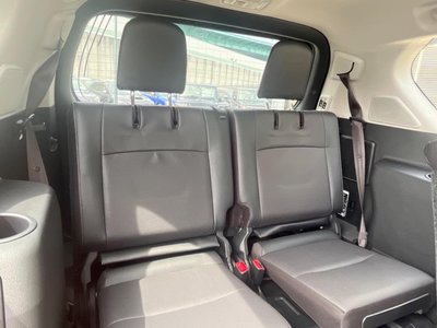 TOYOTA LAND CRUISER PRADO - 10