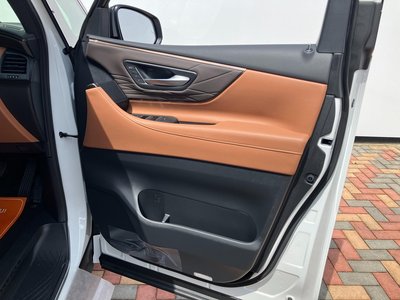 2026 Toyota VELLFIRE — миниатюра 17