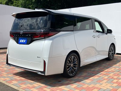 2026 Toyota VELLFIRE photo 7