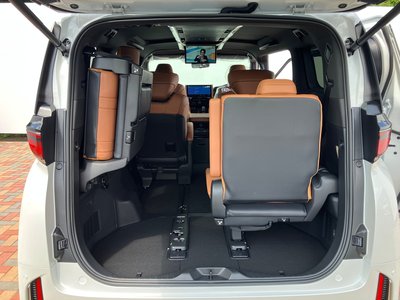 2026 Toyota VELLFIRE — миниатюра 42