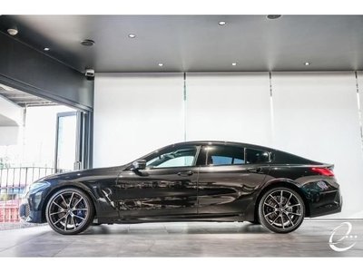 BMW 8 SERIES - 5