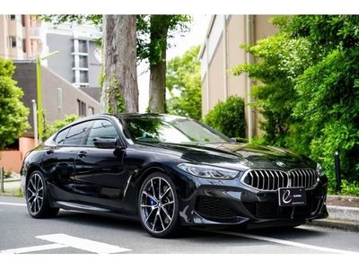 BMW 8 SERIES - 1