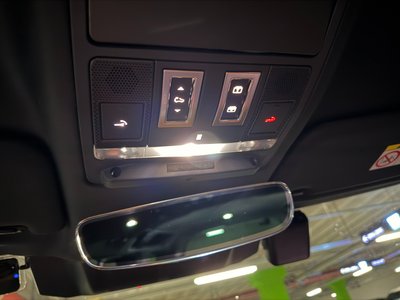 2024 LAND Rover DEFENDER — миниатюра 14