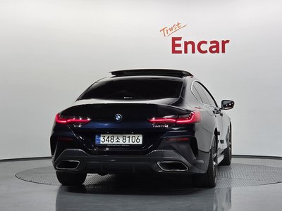 صورة 4 لـ 2021 BMW 8 SERIES