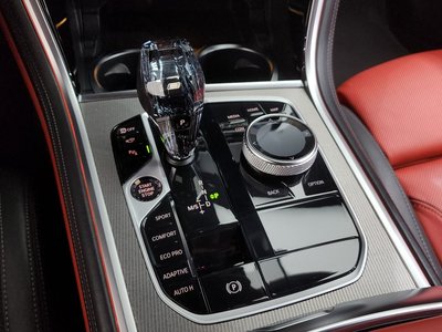 2021 BMW 8 SERIES thumbnail 12