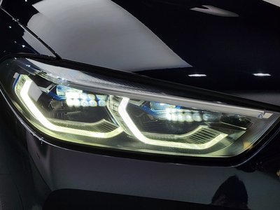 صورة 9 لـ 2021 BMW 8 SERIES