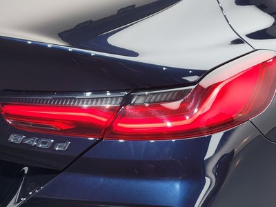صورة 10 لـ 2021 BMW 8 SERIES
