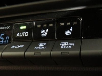 TOYOTA CROWN SPORT - 8