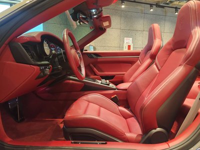 2024 Porsche 911 — миниатюра 13