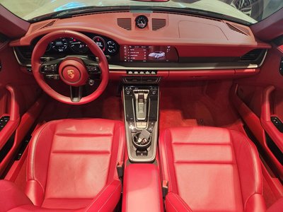 صورة 7 لـ 2024 Porsche 911