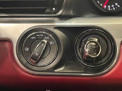 صورة مصغرة 22 لـ 2016 Porsche 911