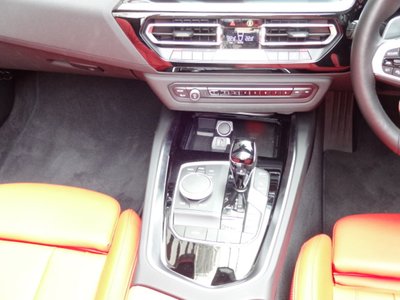 صورة مصغرة 28 لـ 2024 BMW Z4