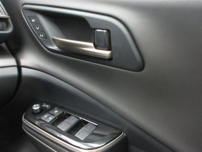 صورة مصغرة 30 لـ 2026 Toyota CROWN CROSSOVER