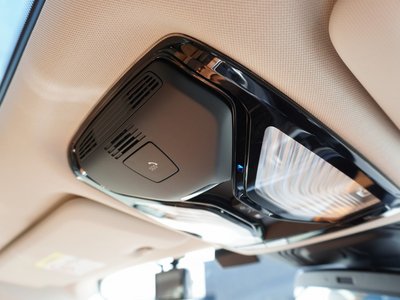 2022 BMW X5 — миниатюра 15