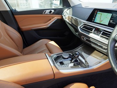 2022 BMW X5 — миниатюра 30