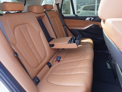 2022 BMW X5 — миниатюра 34