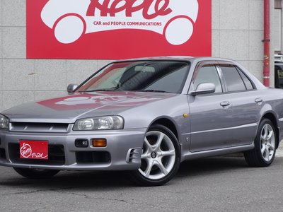NISSAN SKYLINE