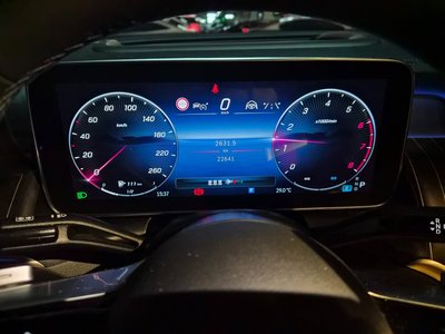 صورة 4 لـ 2024 Mercedes-BENZ GLC